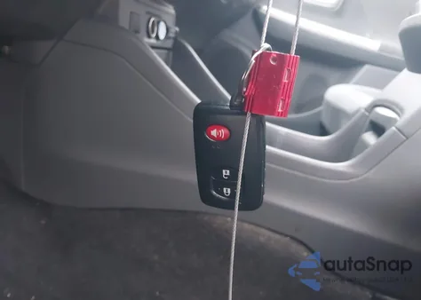 2013 Toyota Prius V Two z USA, uszkodzony, nr VIN JTDZN3EU5D3258461